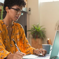 Asesoraremos a universidades públicas en el plan de la educación no presencial 