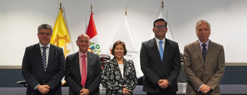 Ceremonia de suscripción del contrato de capacitación entre la Junta Nacional de Justicia y la Pontificia Universidad Católica del Perú